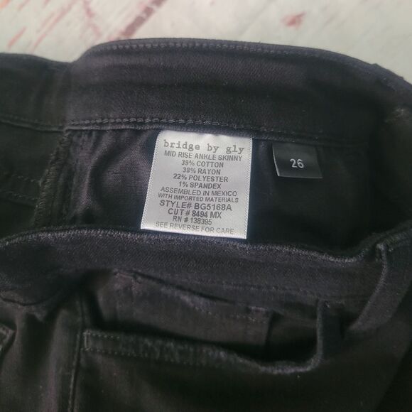 Bridge by gly Distressed Mid Rise Ankle Skinny Jeans Size 26 NWT - Picture 6 of 6